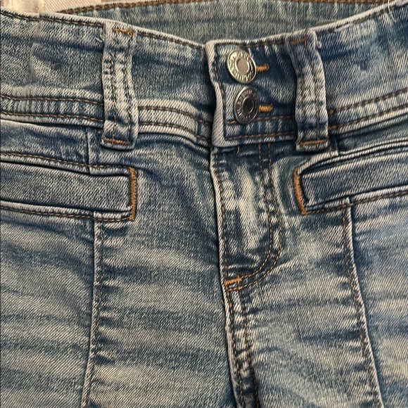 H&M Blue Boot-Cut Jeans with Vintage Faded Look - Picture 3 of 7